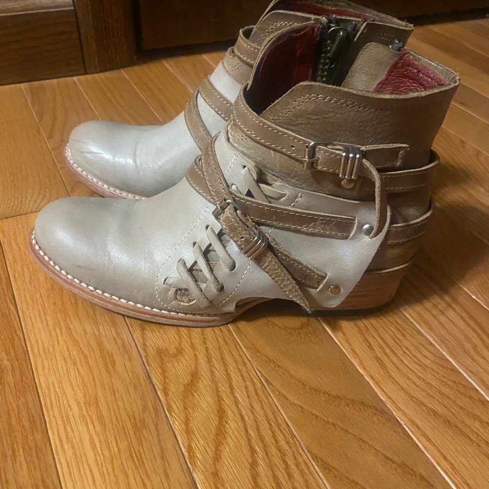 Freebird by Steven Two-Tone Ankle Boots